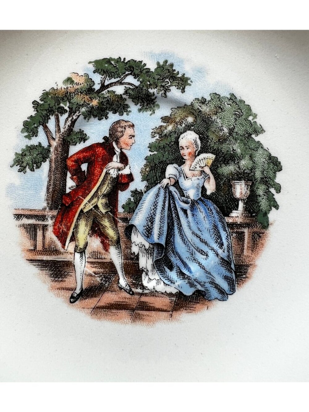 Homer Laughlin Courting Couple Georgian Saucer 22 K Trim Orphan White Red Blue